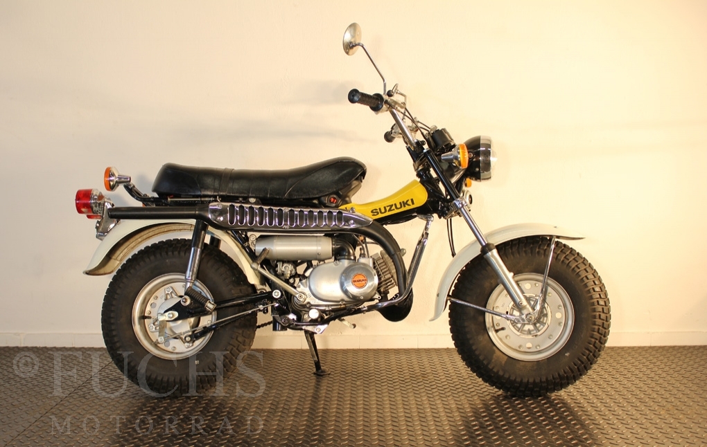 超希少？SUZUKI VanVan90(RV90)用？14781-27100 純正マフラーカバー(金属製メッキ) 長期保管品 新品未開封品！！